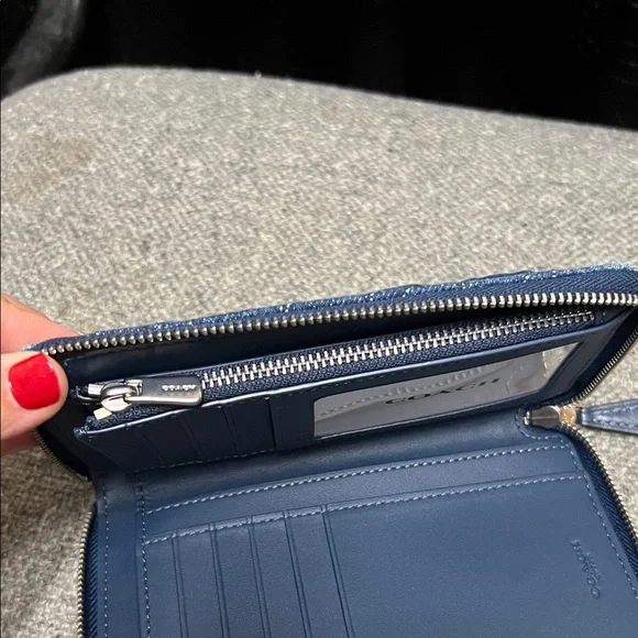 EUC Coach Denim Quilted Wallet - Picture 4 of 5